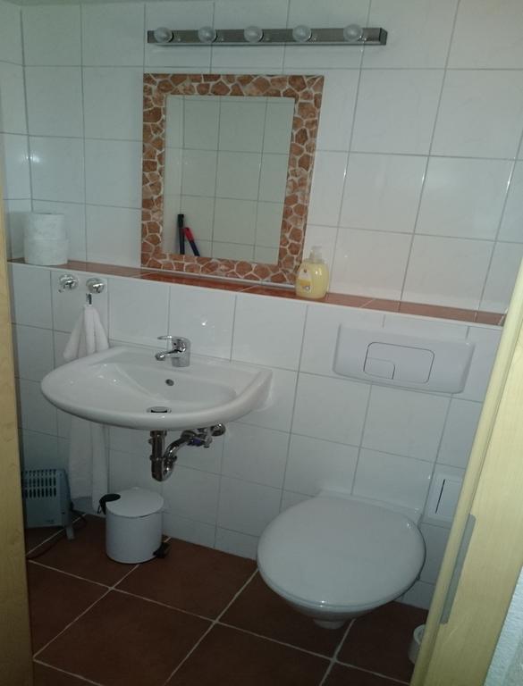 Feriendorf "Am Forsthaus" Mosbach Mosbach  Exterior foto